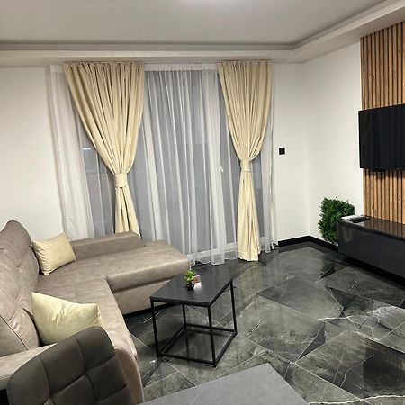 Ka Apartment Luxury 1 Kazanlŭk 외부 사진